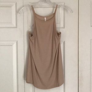 Casual tan tank top-NEVER WORN
